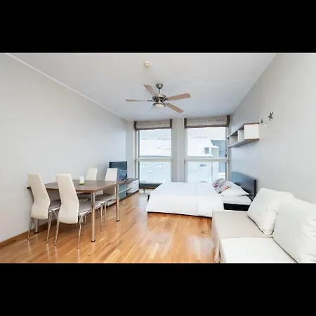 Cozy 1 Bedroom *